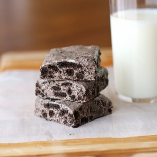 No-Bake Cookies & Cream Bars