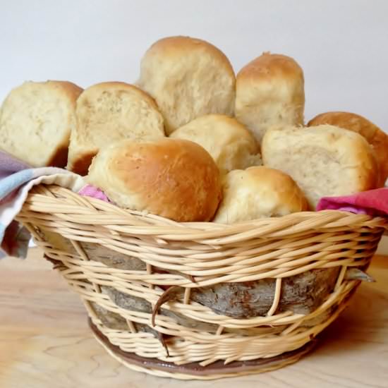 Oatmeal Dinner Rolls