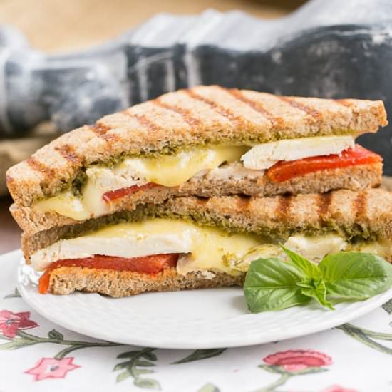 Chicken Pesto Grilled Cheese