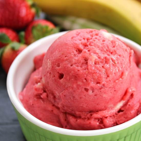 Strawberry Banana Ice Cream