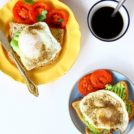 Avocado And Egg Toast