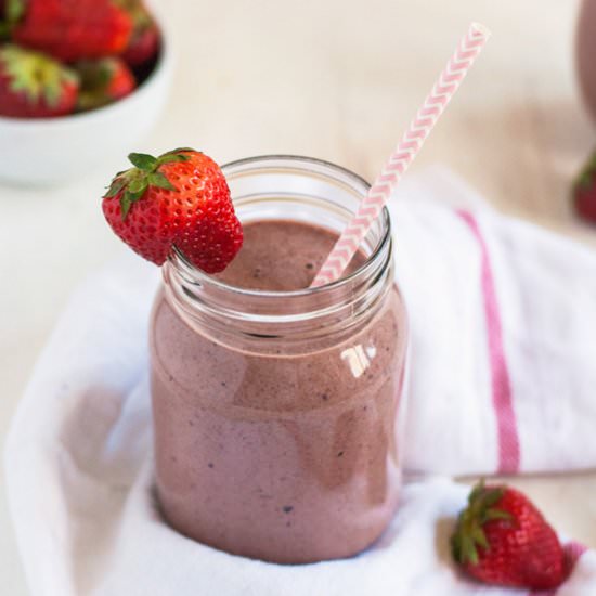 Chocolate Strawberry Smoothie
