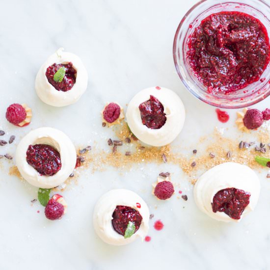 Meringues with Raspberry Chia Jam