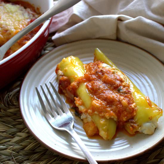 Stuffed banana peppers