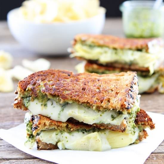 Pesto Artichoke and Havarti Grill
