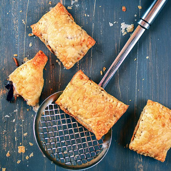 Chow Mein Stuffed Puffs