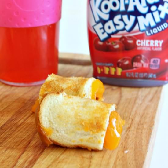 Grilled Cheese Rollups