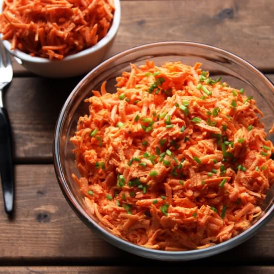 Creamy Garlicky Carrot Salad