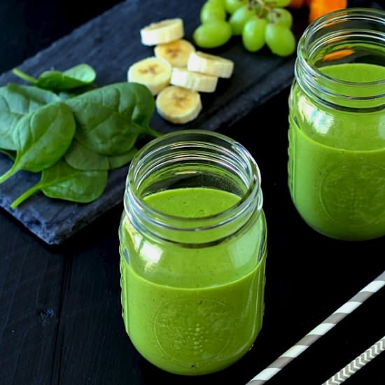 Energizing Green Smoothie