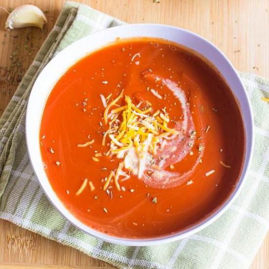 Slow Cooker Tomato Basil Soup