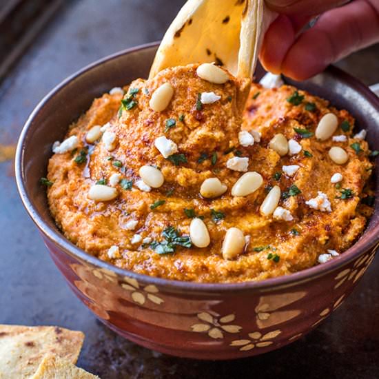Roasted Red Pepper Hummus Dip