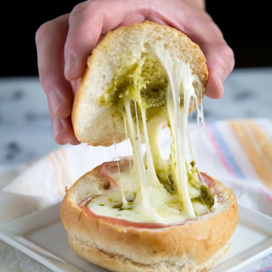 Pesto Egg, Ham and Cheese Bowl