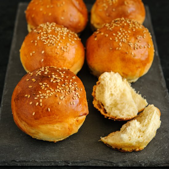 Light Brioche Buns