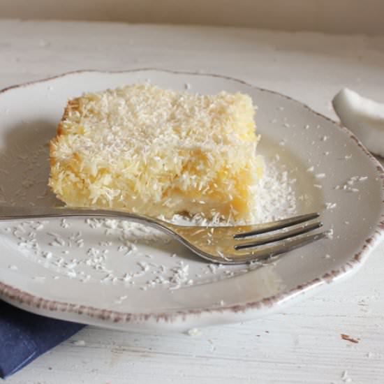 Easy Pineapple Coconut Squares