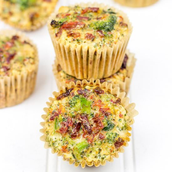 Broccoli & Sun-Dried Tomato Egg Cup