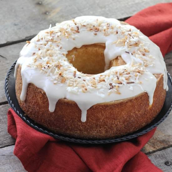 Copycat Louisiana Crunch Cake