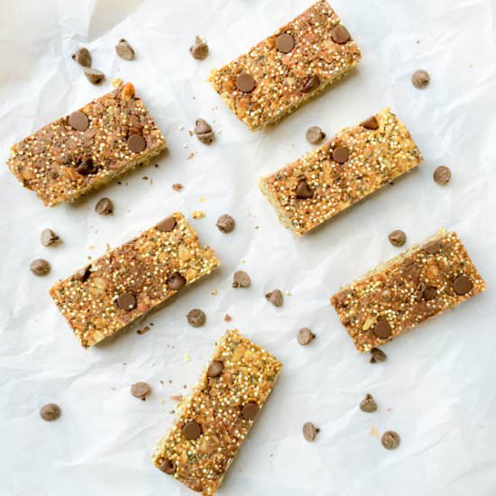 Quinoa Chocolate Chip Granola Bars