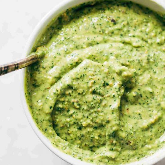 5 Minute Magic Green Sauce