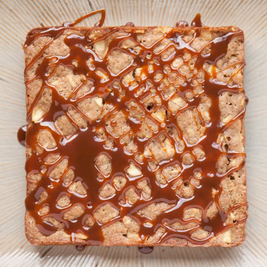 Salted Caramel Fresh Apple Cake