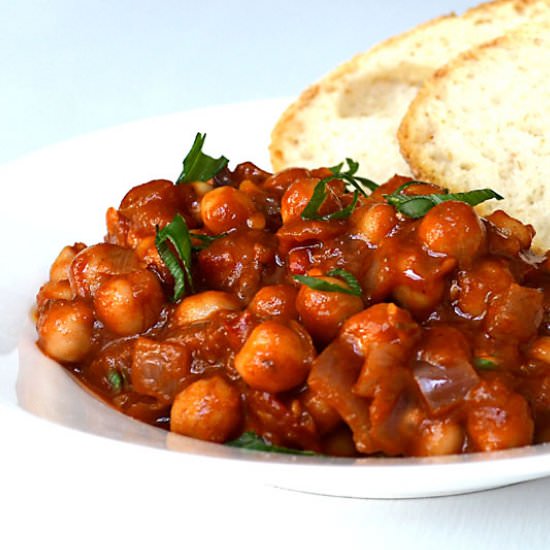 Spicy Spanish Chickpeas