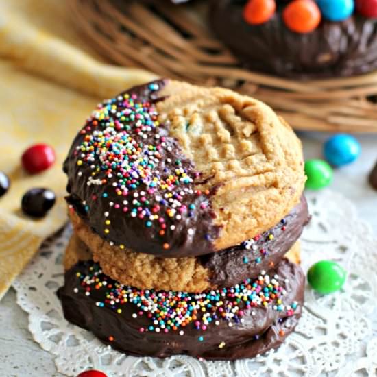 The Ultimate Flourless PB Cookies