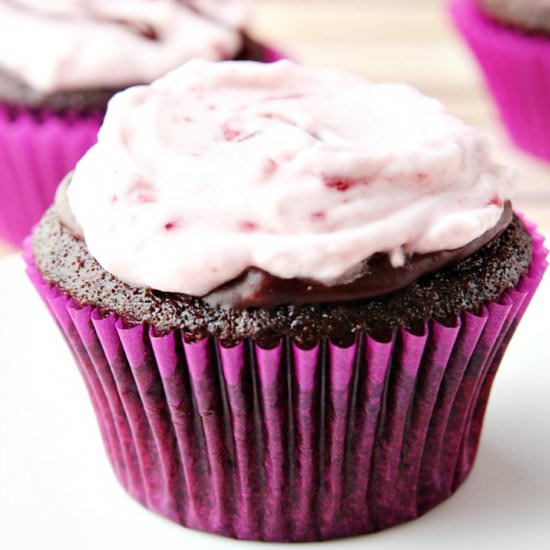 Cherry Cream Chocolate Cupcakes