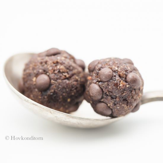 Chocolate Raisin Energy Bites