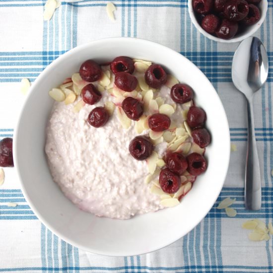 Cherry Bakewell Overnight Oats