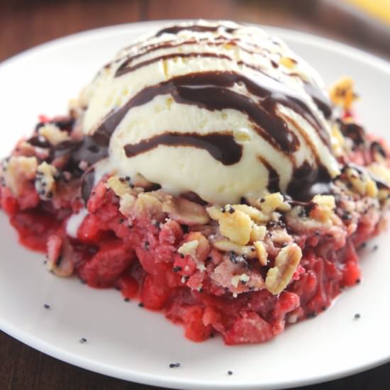 Clean Strawberry Poppy Seed Crumble