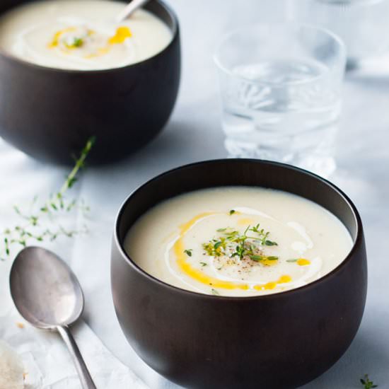 Creamy Dreamy Cauliflower Soup