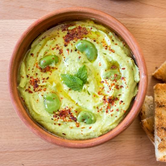 Broad bean hummus