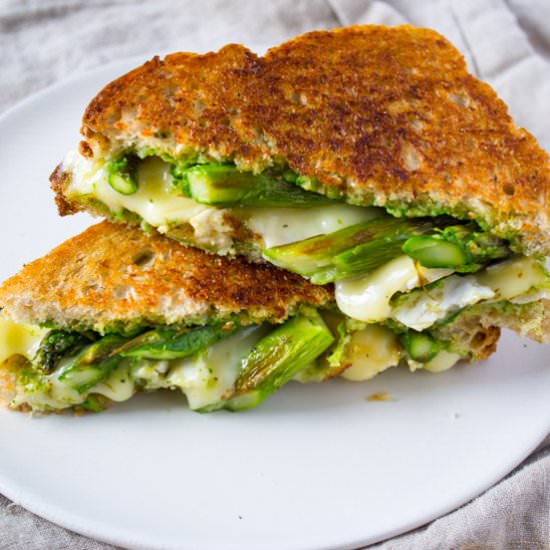 Asparagus and Brie Grilled Cheese