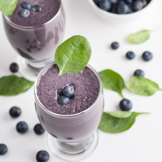 Blueberry and Spinach Smoothie