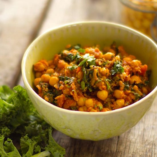 Kale and Chickpea Curry