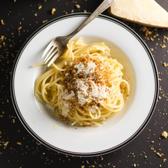 Spaghetti with Bread Crumbs