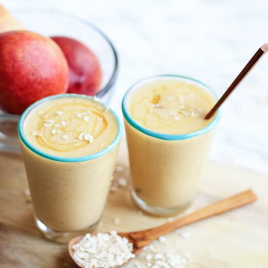 Vanilla Peach Oat Smoothie