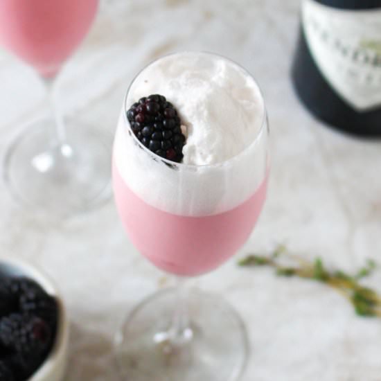 Blackberry-Thyme Gin Fizz