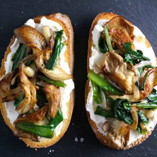 Ramps, Mushrooms Ricotta Crostini