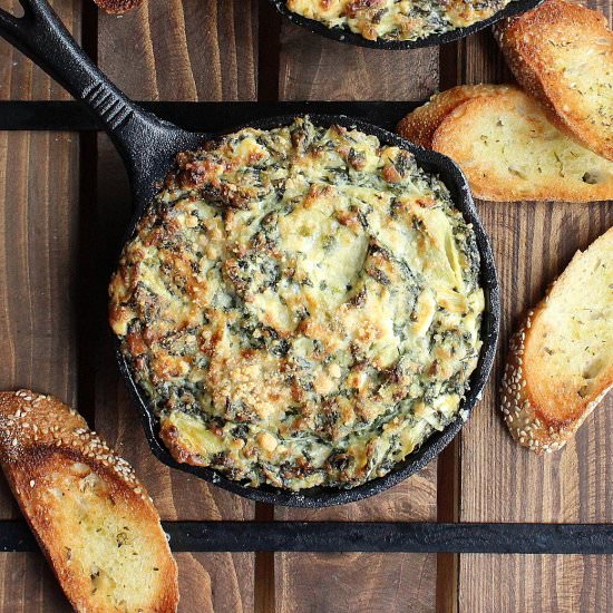 Classic Spinach and Artichoke Dip