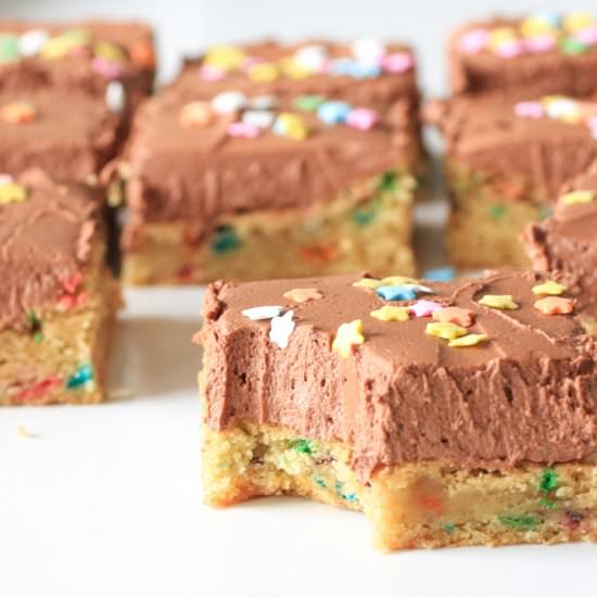 Cookie Bars with Chocolate Frosting