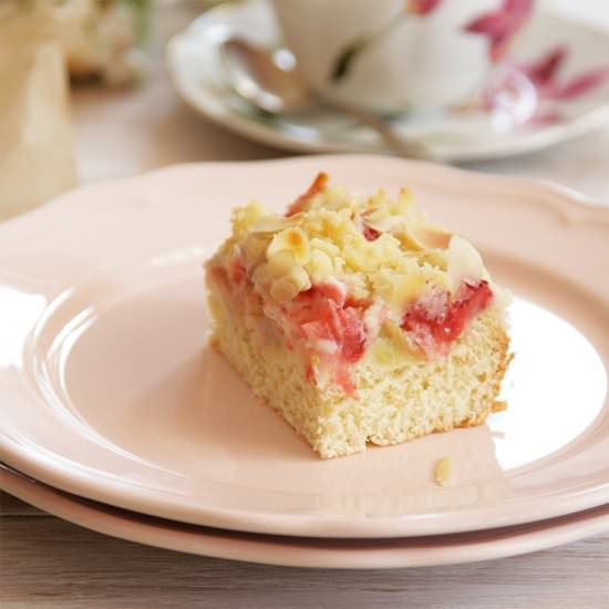 Rhubarb Strawberry Yeasted Cake