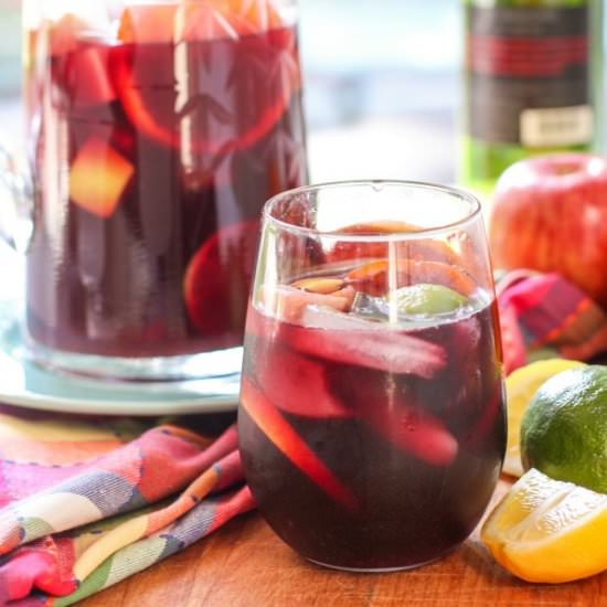 Fresh and Easy Sangria