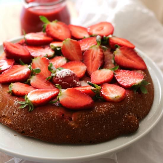 Marzipan Cake with Strawberries