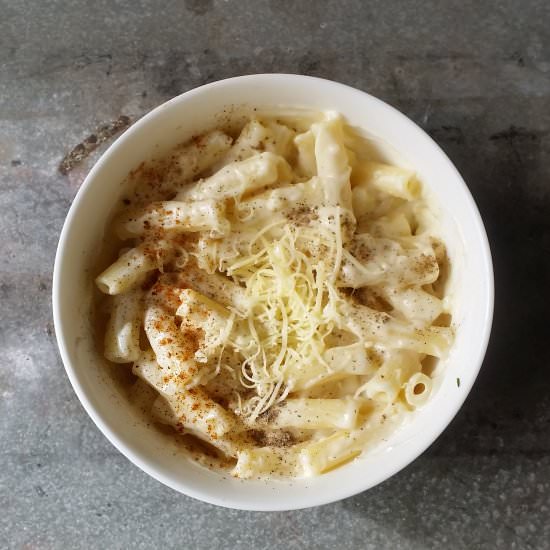 Quick Microwavable Mac and Cheese