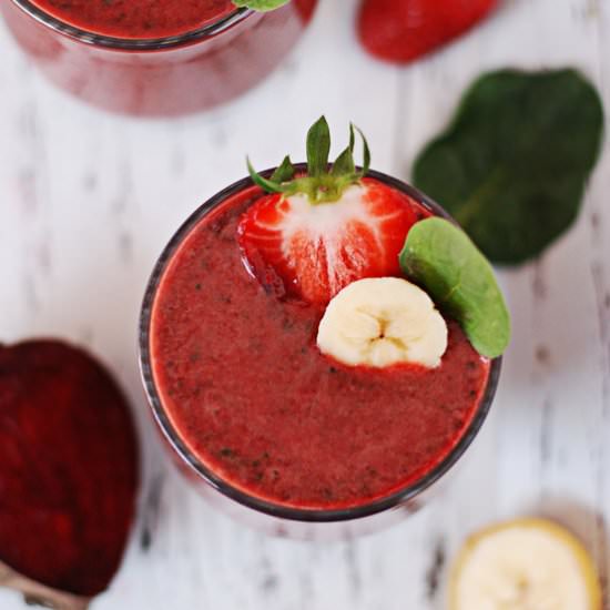 Beet and Strawberry Smoothie