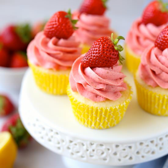 Strawberry Lemonade Cupcakes