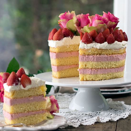 Strawberry Cheesecake Sponge Cake