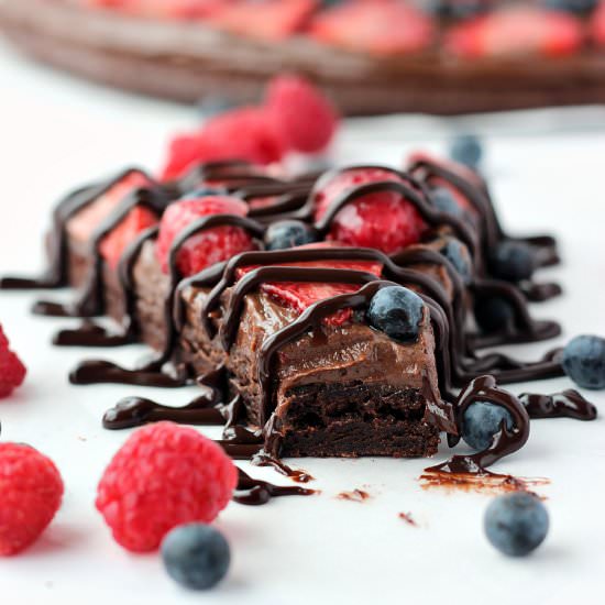 Nutella Brownie Fruit Pizza