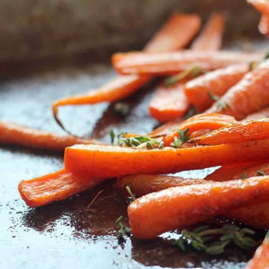 Smoked Paprika Roasted Baby Carrots