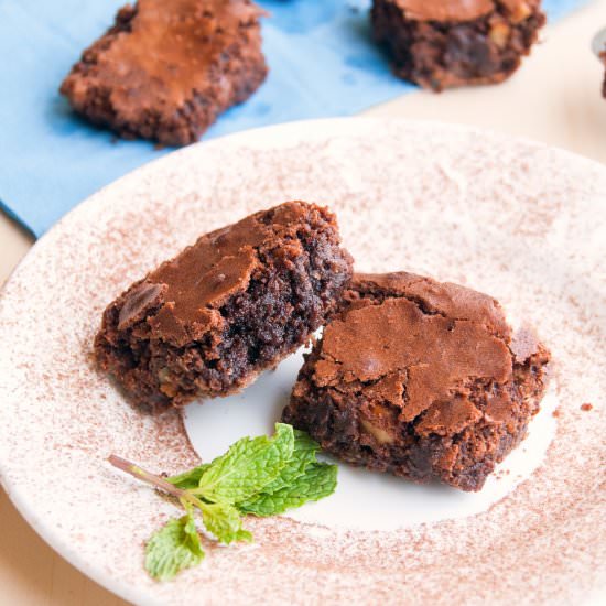 Fudgy One-Bowl Cocoa Brownies